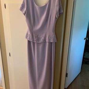 Donna Morgan Beautiful 80’s 90’s A line Peplum lavender dress.